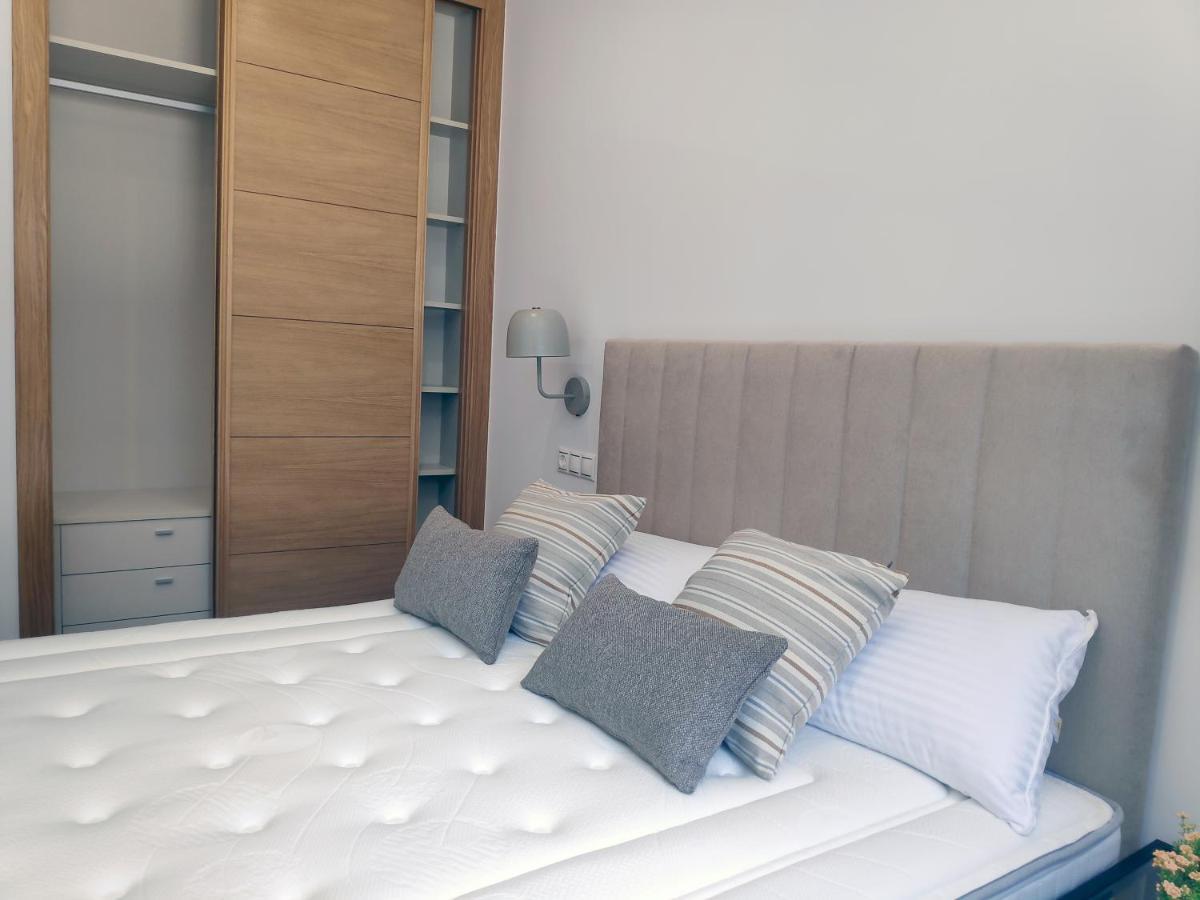 Apartamentos Rey By Como En Casa Σαντιάγο ντε Κομποστέλα Εξωτερικό φωτογραφία