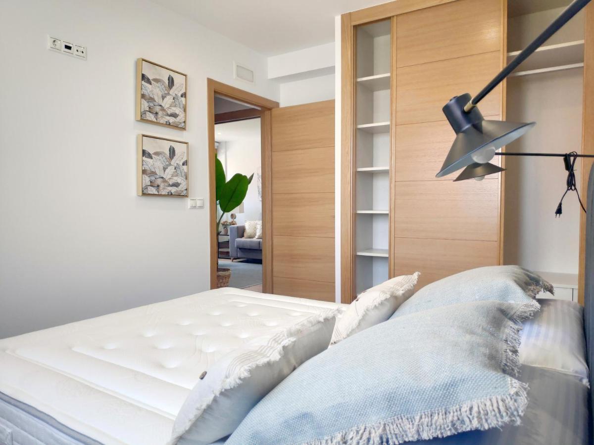 Apartamentos Rey By Como En Casa Σαντιάγο ντε Κομποστέλα Εξωτερικό φωτογραφία
